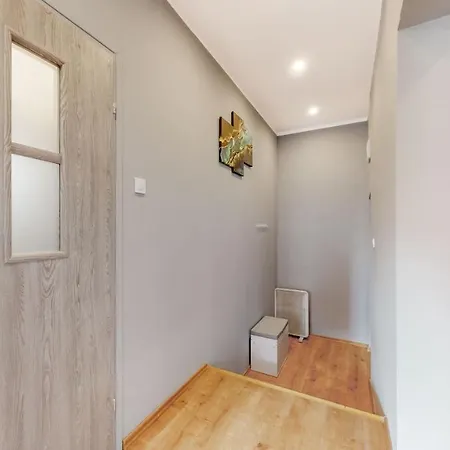 Zakatek W Centrum Przy Agorze アパート ビトム